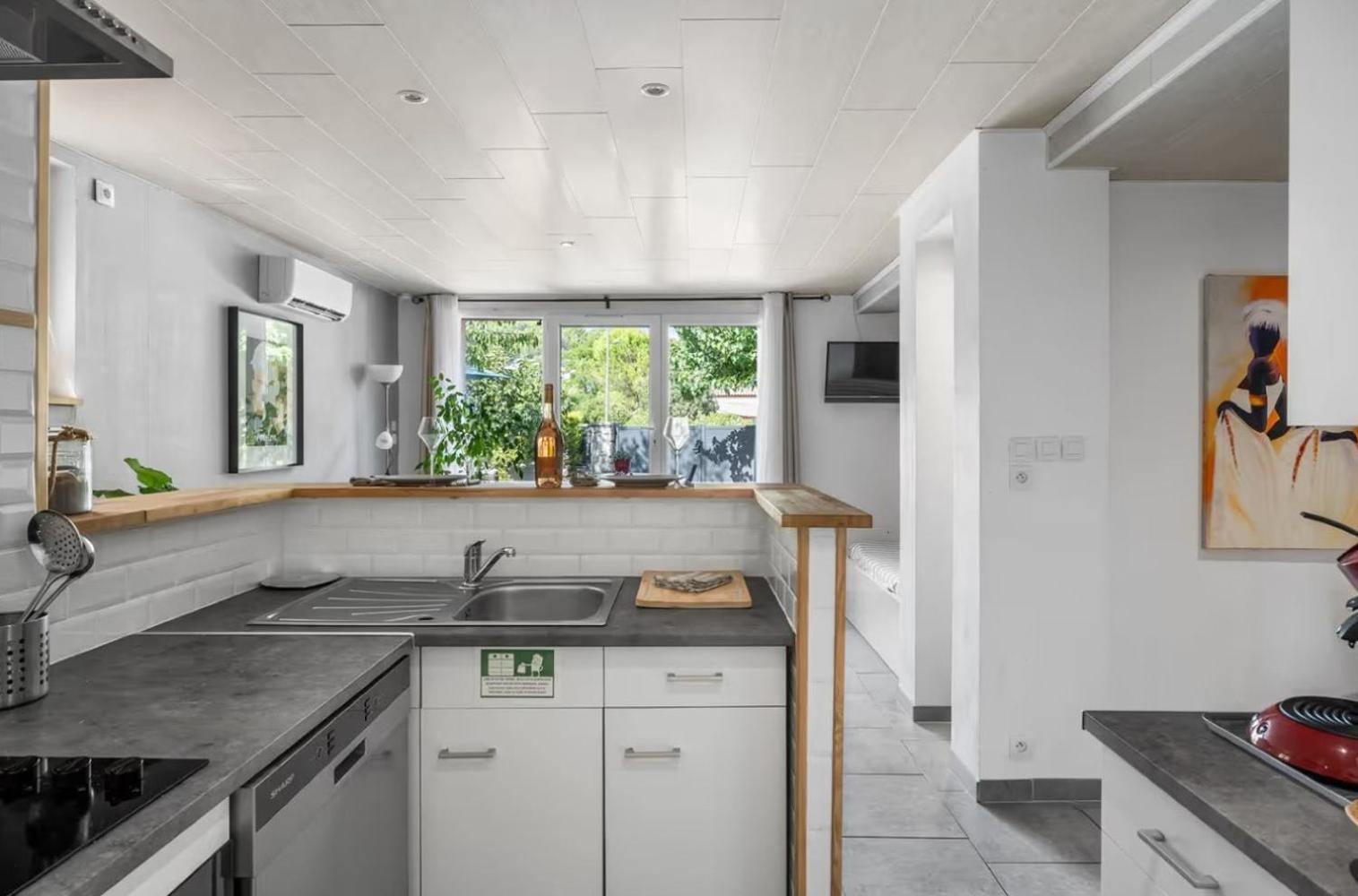 Studio Villa Nui Cuers Exteriér fotografie