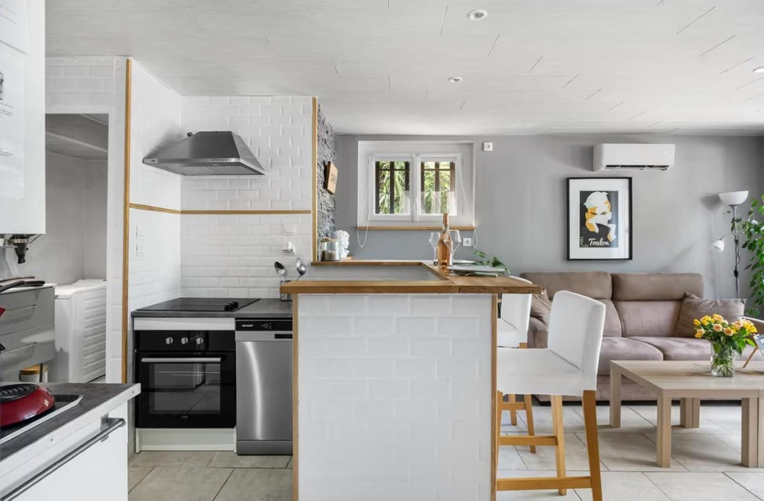 Studio Villa Nui Cuers Exteriér fotografie